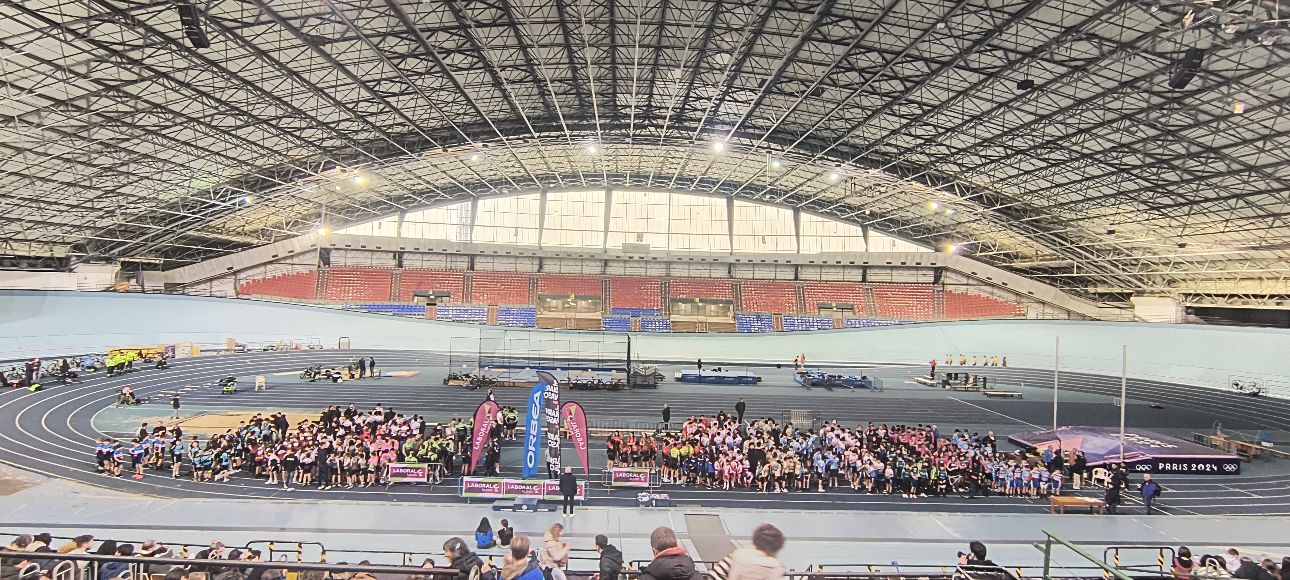 Imagen de la entrada: GIPUZKOAKO TXIRRINDULARITZAREN AURKEZPENA