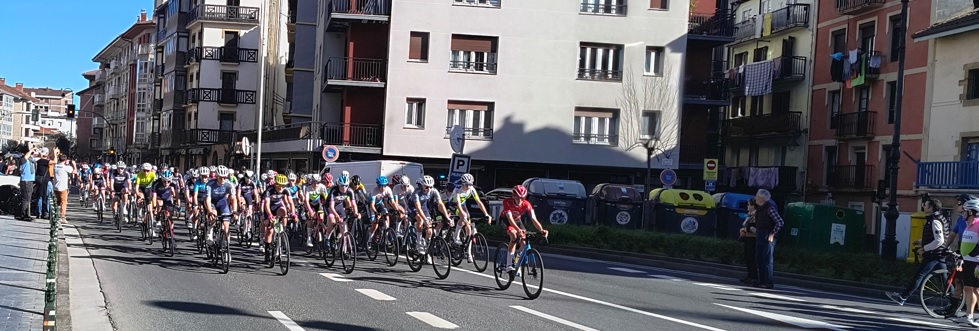 Imagen de la entrada: Gure kadeteen lan bikaina Zarauzko lasterketan